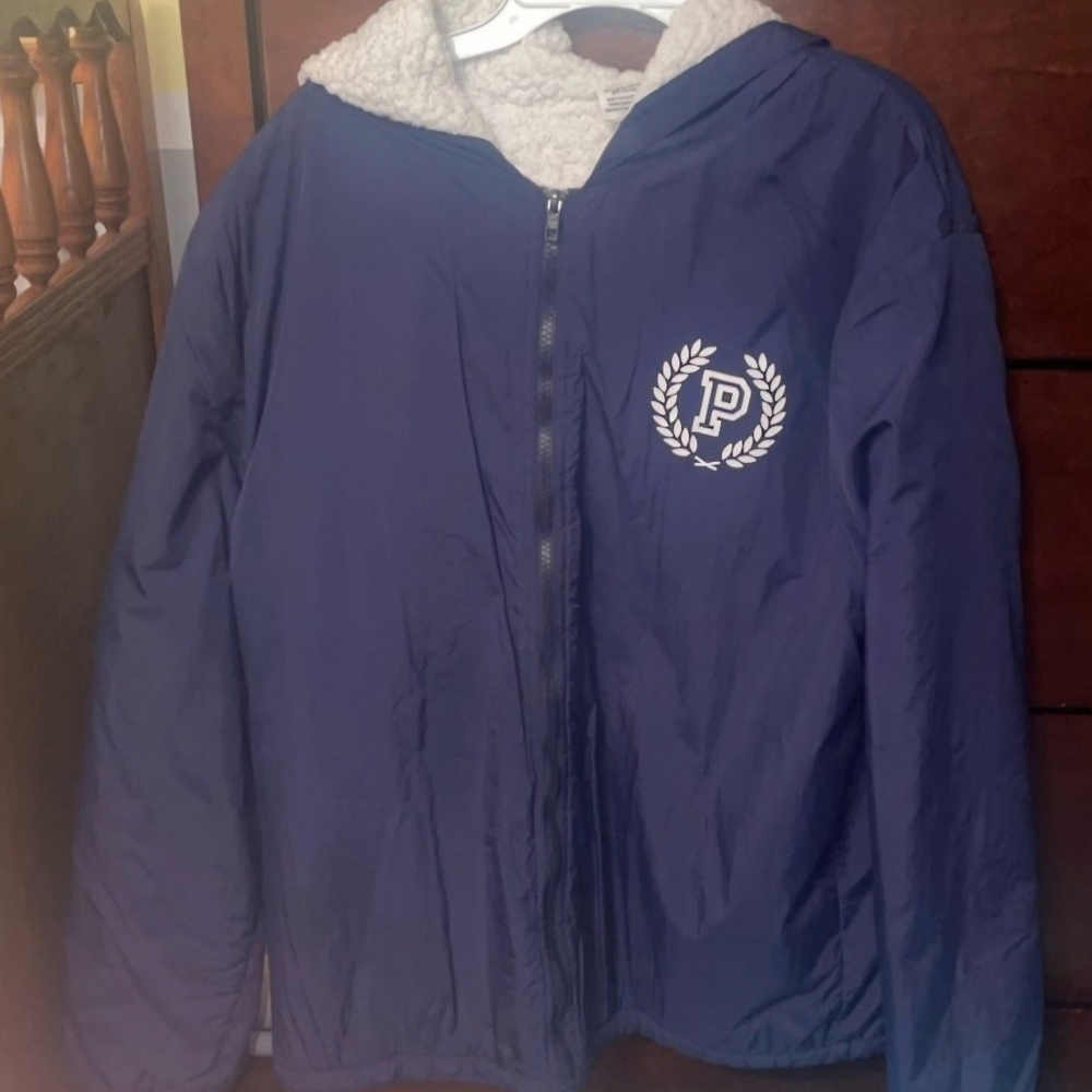 Victoria’s Secret PINK navy blue jacket - size medium/ large